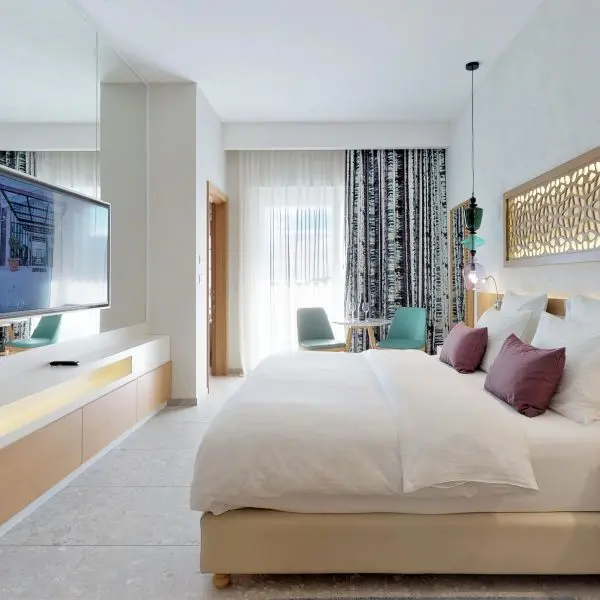 Grand Superior Room